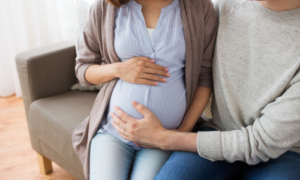 妊婦と夫